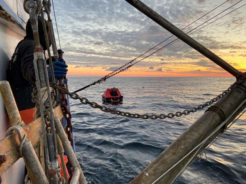 男子称独自海漂13天之后获救