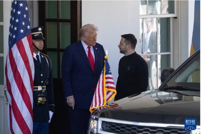2月28日，美国总统特朗普在华盛顿白宫迎接乌克兰总统泽连斯基