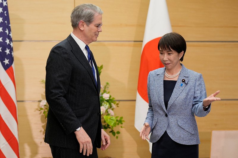 2026年5月12日，日本东京，日本首相高市早苗会见美国财政部长贝森特